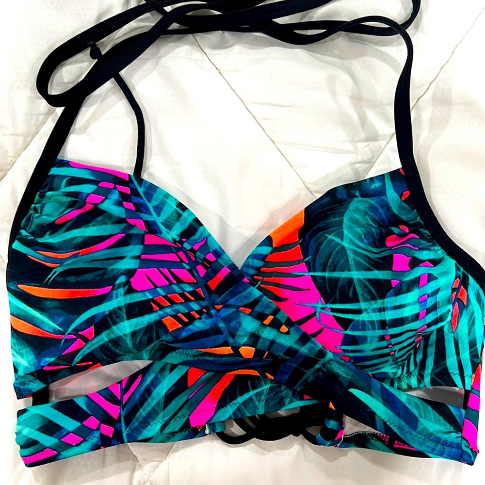 PINK bikini top - size L